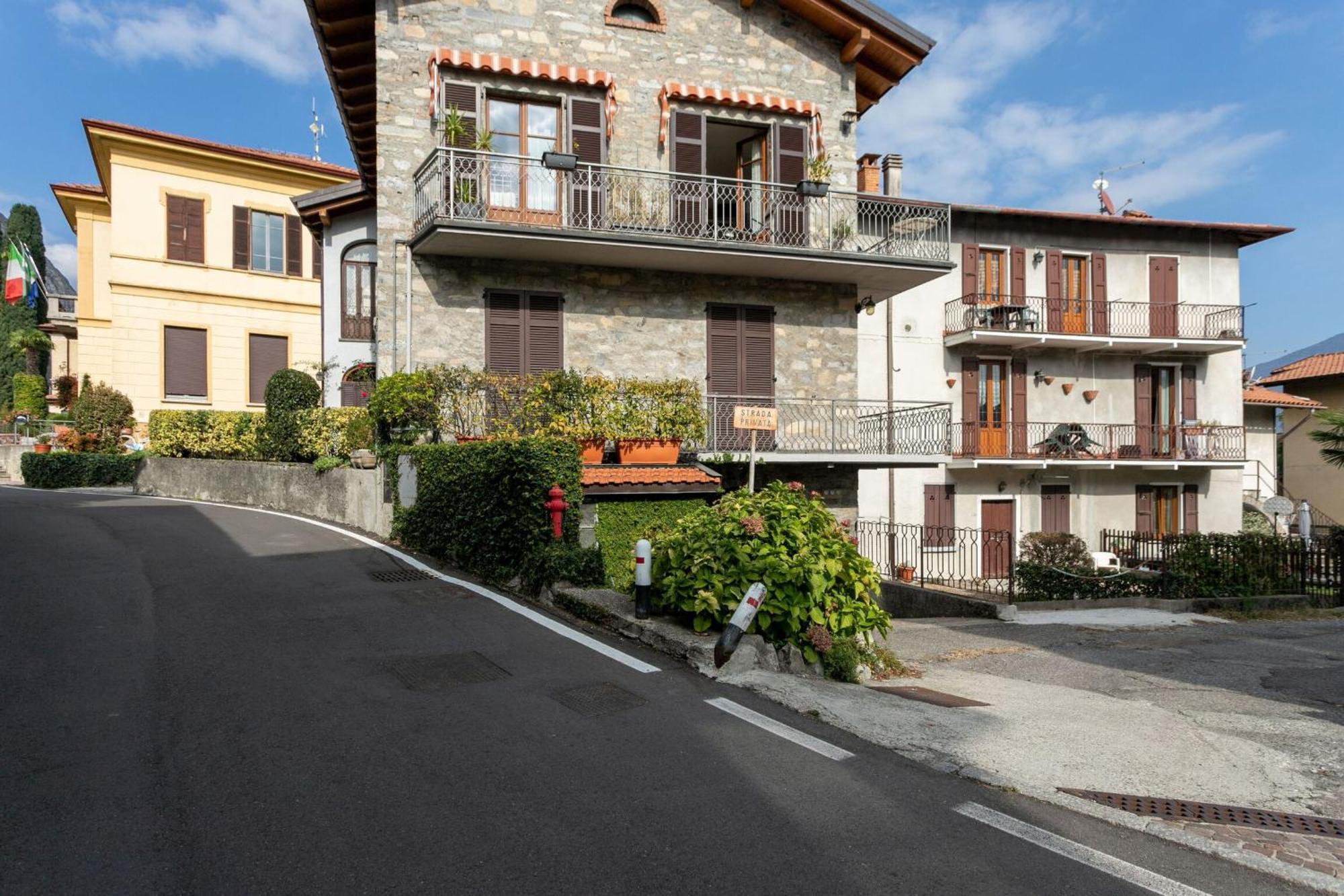 Residence Azalea&Glicine By Halldis Cadenabbia Esterno foto